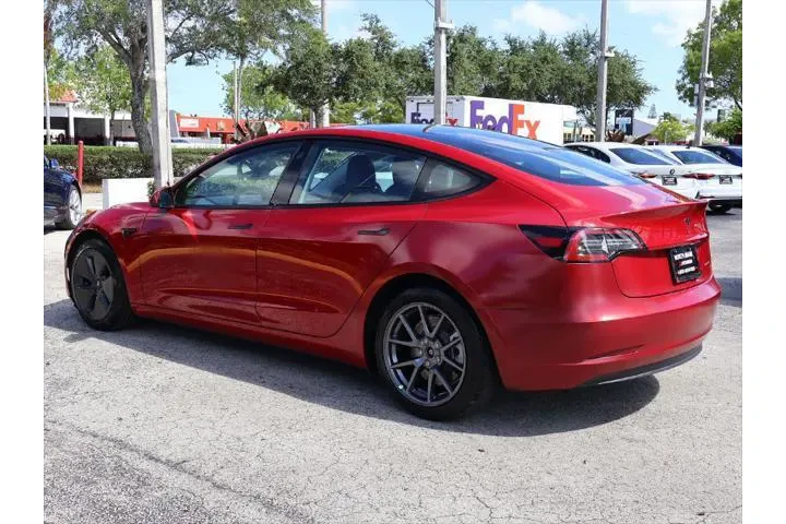 $23490 : Tesla Model 3 2021 AWD Long image 9