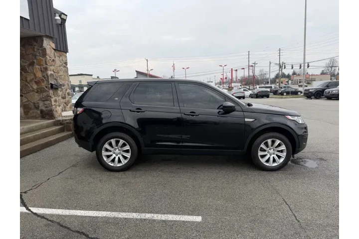 $14850 : 2019 Land Rover Discovery Spo image 8