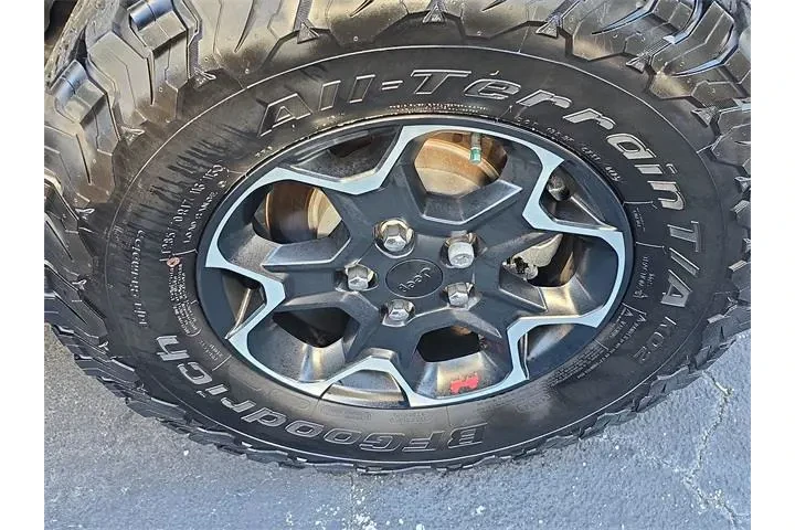 $36990 : Jeep Wrangler 2023 4x4 Rubic image 7