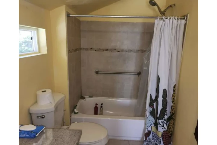 $3890 : 🚨CHARMING HOUSE FOR YOU🚨 image 6