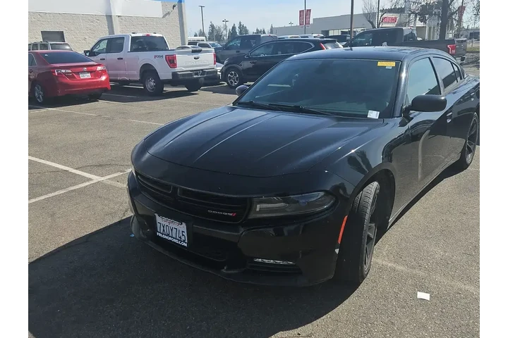 $12500 : Dodge Charger 2017 SXT 4dr S image 1