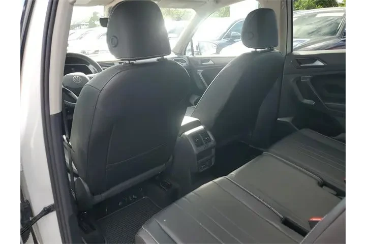 $18590 : Volkswagen Tiguan 2023 SE 4d image 10