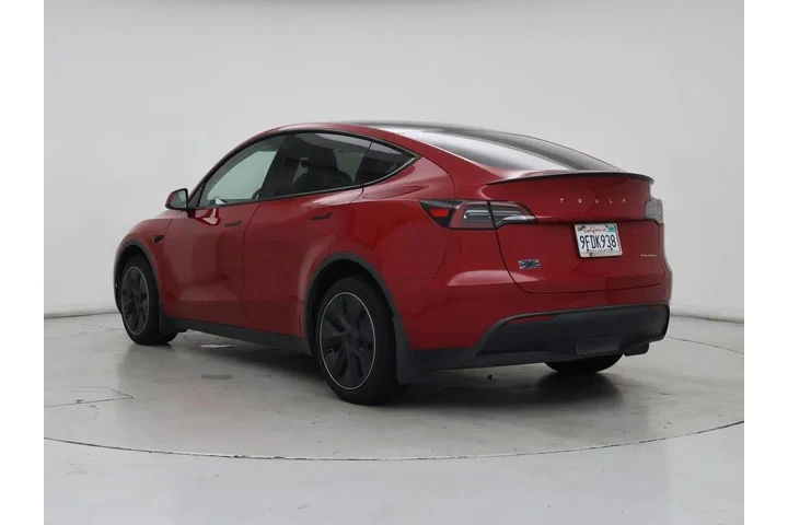 $33998 : Tesla Model Y 2023 AWD Long image 2