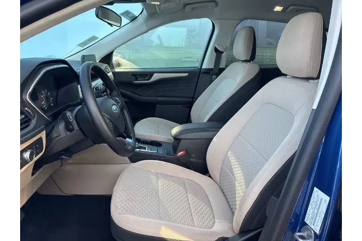 $22970 : Ford Escape 2022 SE 4dr SUV image 6