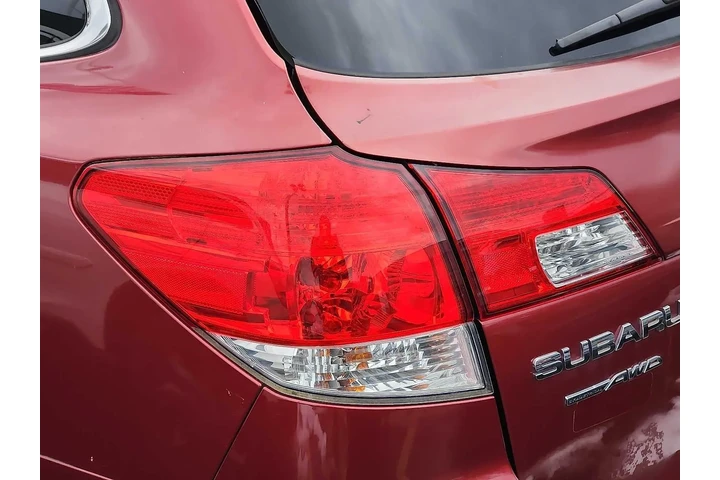 $12995 : Subaru Outback 2014 AWD 2.5i image 10