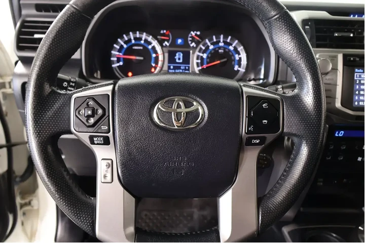 $28479 : Toyota 4Runner 2018 AWD Limi image 3
