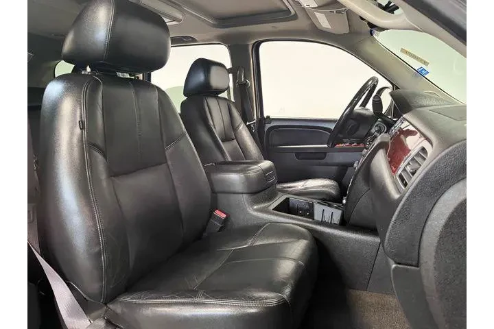 $13898 : Chevrolet Tahoe 2013 4x4 LT image 9