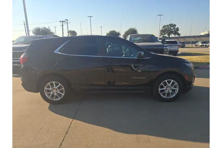 $17987 : Chevrolet Equinox 2022 LT 4d image 3