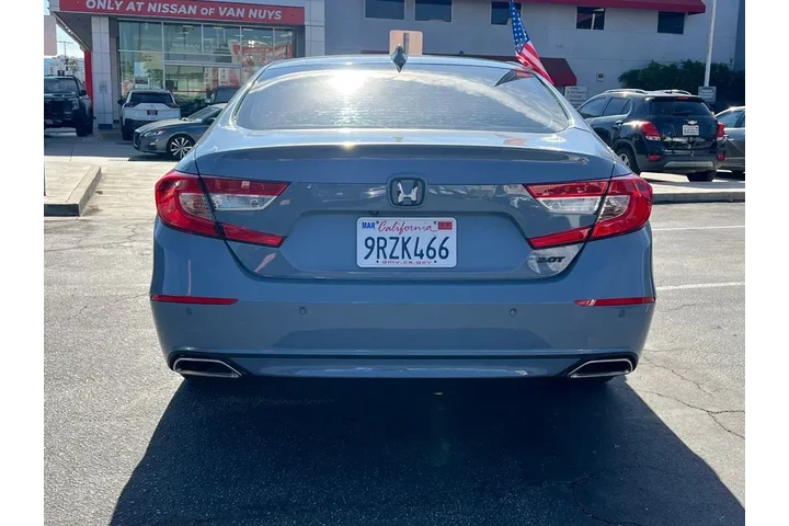 $28498 : Honda Accord 2021 Touring 4d image 4