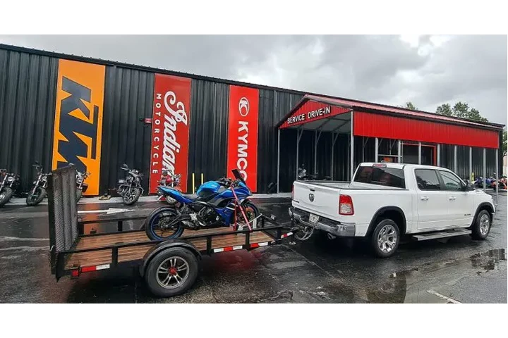 REMOLQUE DE MAQUINARIA PESADA. image 4