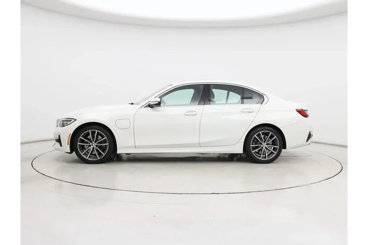 $24998 : BMW 3 Series 2021 330e 4dr S image 3