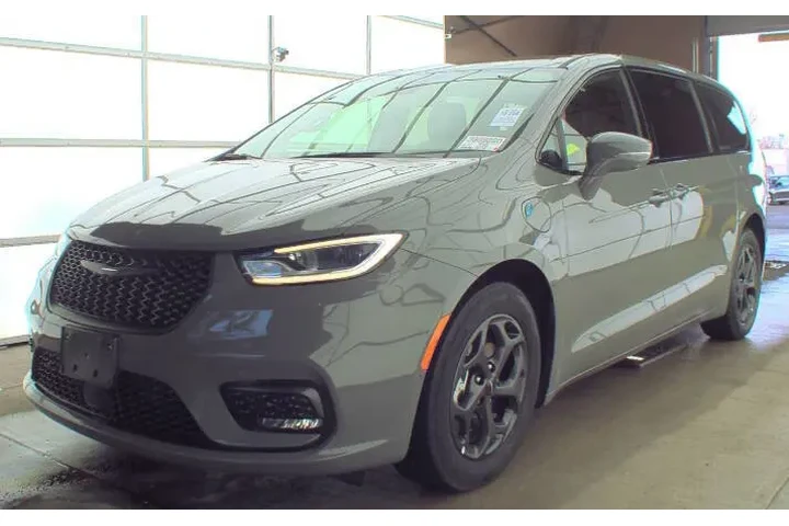 2022 Pacifica Hybrid Touring L image 3