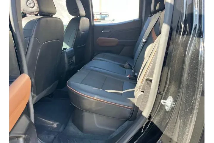 $36489 : GMC Canyon 2023 4x4 AT4 4dr image 6