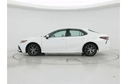 $27998 : Toyota Camry 2024 SE 4dr Sed thumbnail