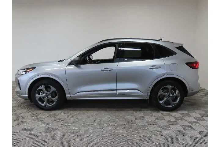 $20995 : Ford Escape 2024 ST-Line 4dr image 5