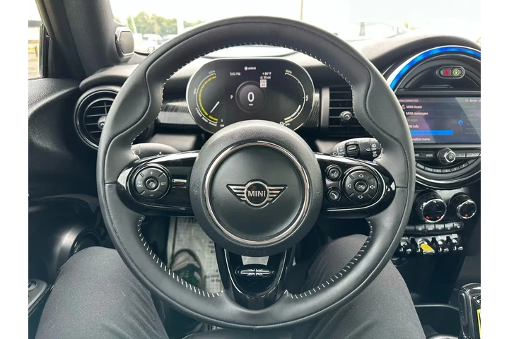 2021 MINI HARDTOP 2 DOOR COOP image 2