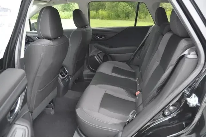 $31990 : Subaru Outback 2025 AWD Prem image 10