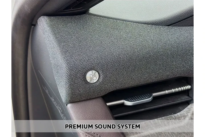 $39799 : Ford Explorer 2025 AWD Plati image 5