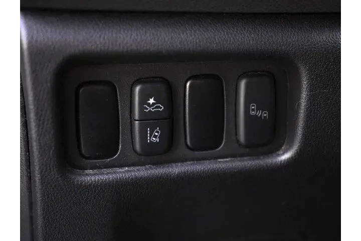 $11290 : Mitsubishi Outlander Sport 2 image 9