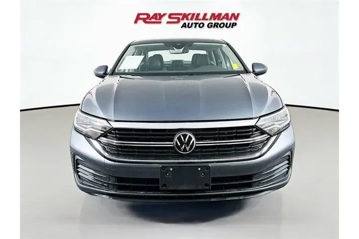 $19975 : Volkswagen Jetta 2024 SE 4dr image 2