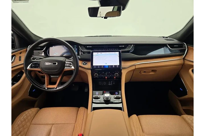 $39998 : Jeep Grand Cherokee 2022 4x4 image 9