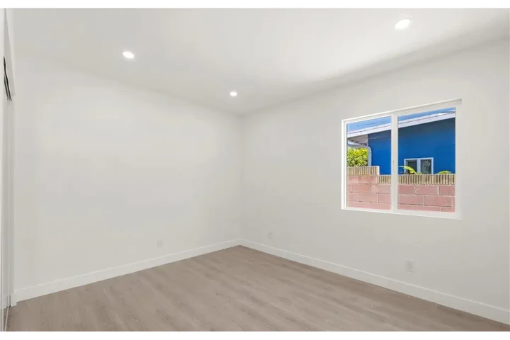 $1100 : Whittier, CA con acceso rápido image 5