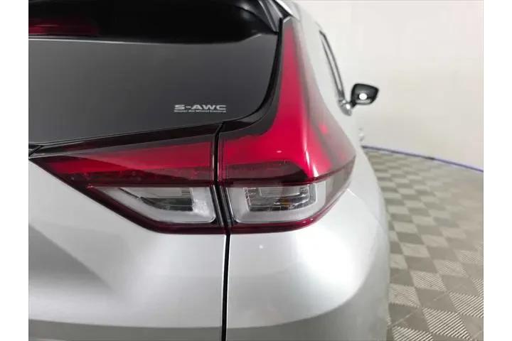 $22132 : Mitsubishi Eclipse Cross 202 image 10