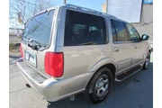 $7995 : 2000 Navigator thumbnail