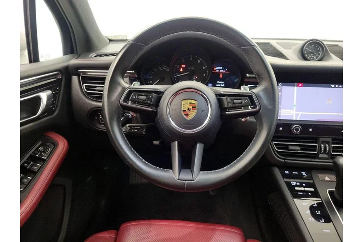 $39998 : Porsche Macan 2022 AWD 4dr S image 10