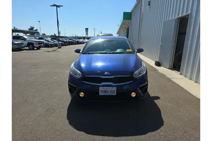 $13500 : Kia Forte 2021 FE 4dr Sedan image 2