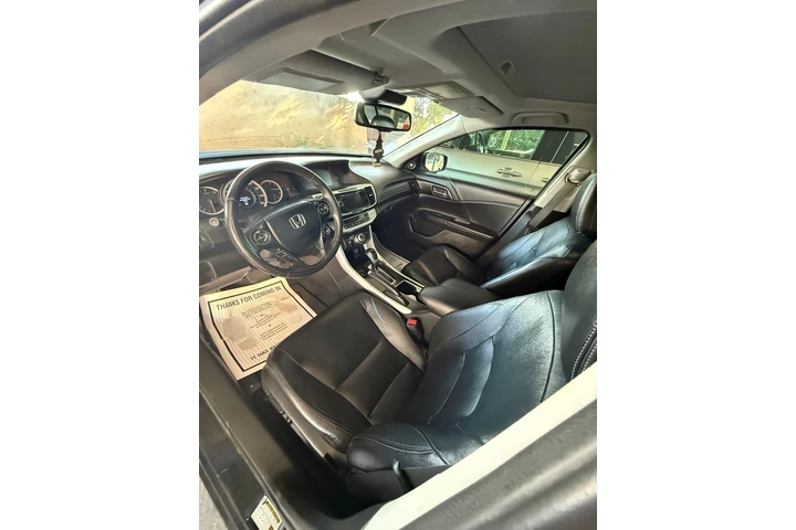 $8999 : Honda accord 2015 touring v6 image 3