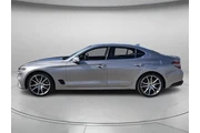 $26998 : Genesis G70 2023 2.0T 4dr Se thumbnail