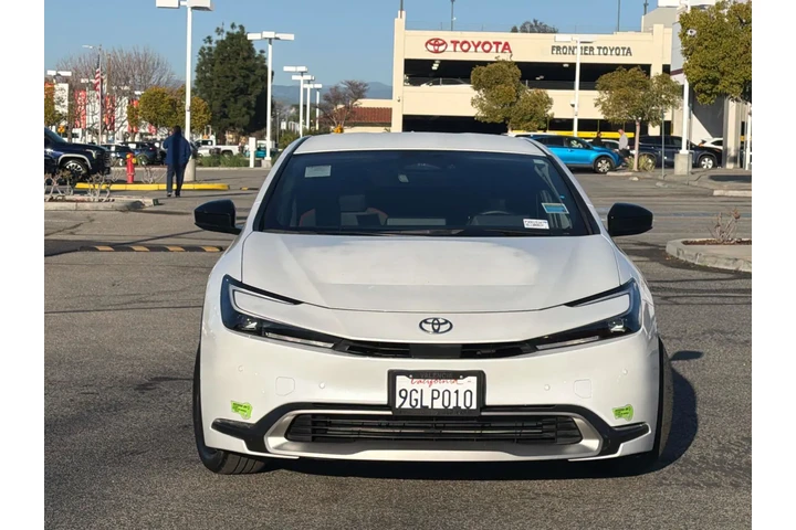$28980 : Toyota Prius Prime 2023 SE 4 image 2
