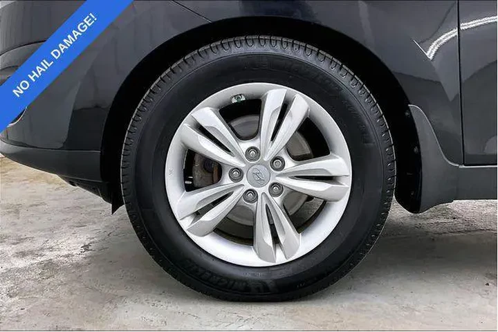 $9990 : Hyundai TUCSON 2012 AWD GLS image 10