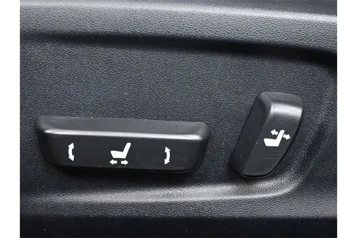 $22598 : Lexus IS 300 2018 4dr Sedan image 8