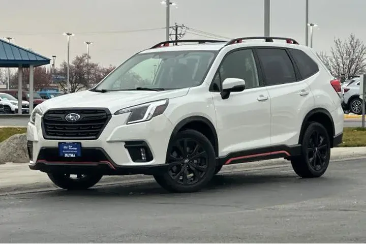 $25995 : Subaru Forester 2022 AWD Spo image 1