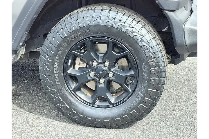 $27655 : Jeep Wrangler Unlimited 2020 image 8