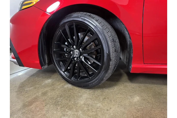 $33451 : Gold Certified 2022 Camry XSE image 5