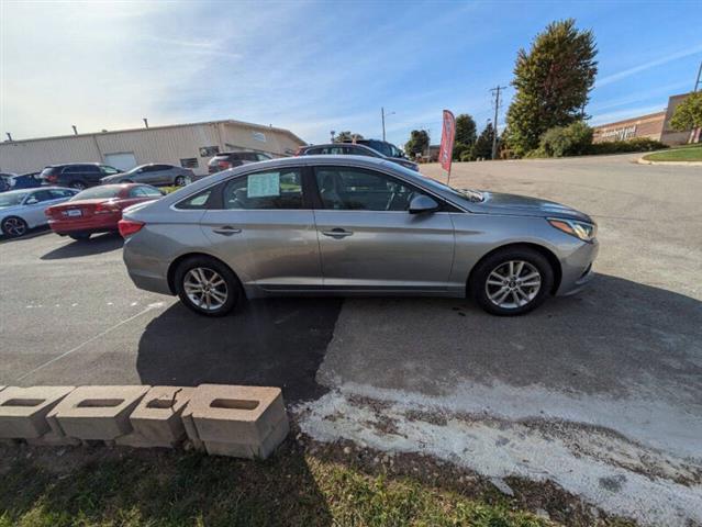 $10900 : 2017 Sonata image 7