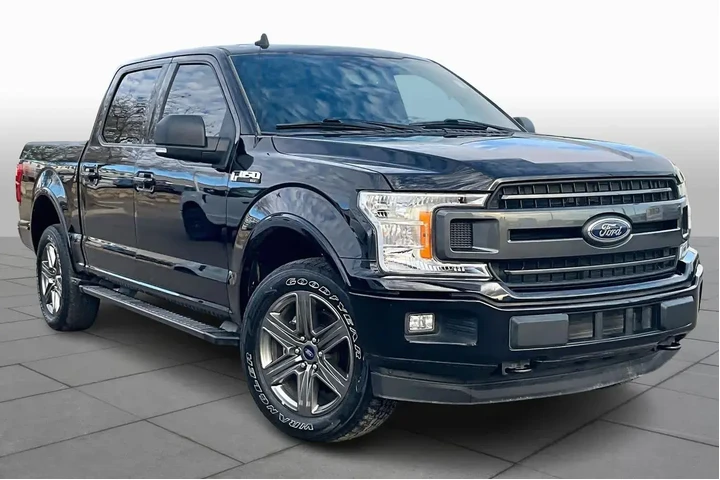 $33995 : Ford F-150 2020 4x4 XLT 4dr image 2
