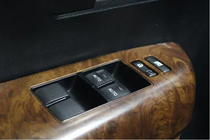 $16988 : Toyota Tundra 2010 4x4 Limit image 4