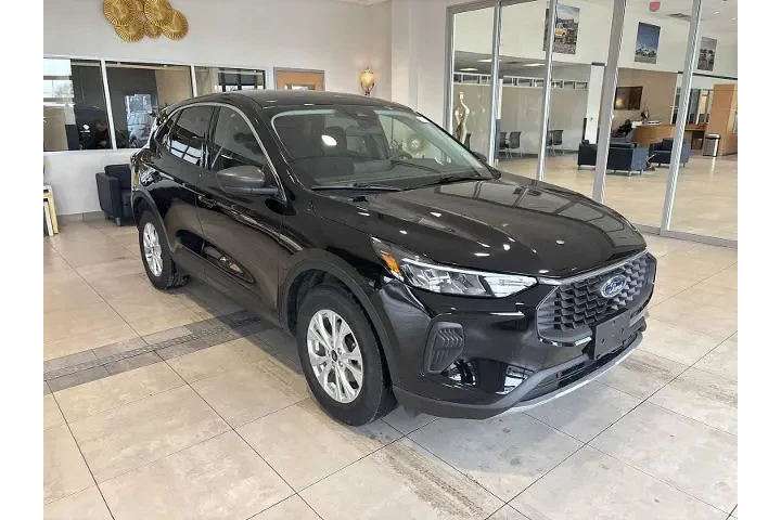 $22448 : Ford Escape 2023 AWD Active image 1