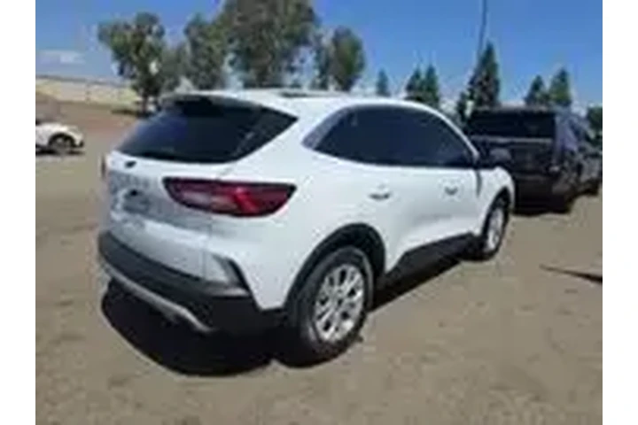 $16990 : Ford Escape 2024 Active 4dr image 2