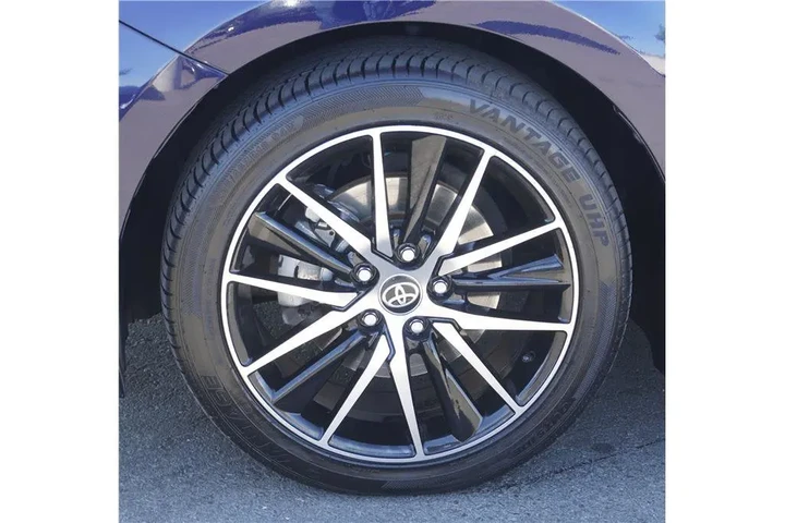 $22500 : 2022 Camry SE Sedan 4D image 10