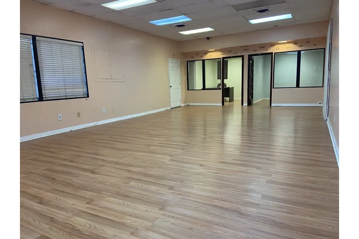 $4500 : RENTO ESPACIO PARA EVENTOS image 6