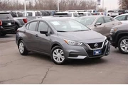 $15950 : Nissan Versa 2022 S 4dr Seda thumbnail