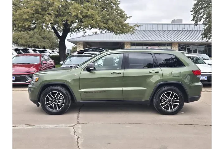 $22900 : Jeep Grand Cherokee 2021 4x4 image 4