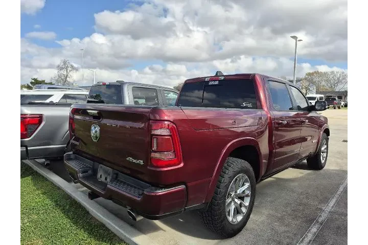 $32981 : Ram 1500 2022 4x4 Laramie 4d image 3