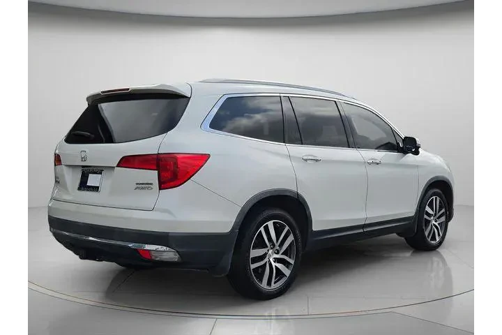 $16591 : Honda Pilot 2017 AWD Touring image 6