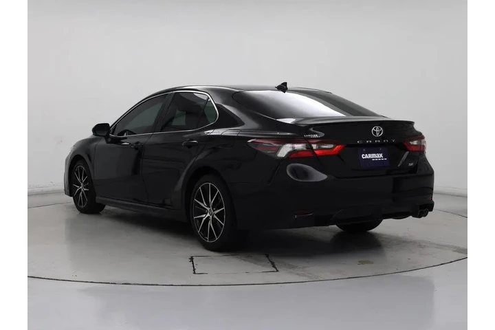 $27998 : Toyota Camry 2022 SE 4dr Sed image 2